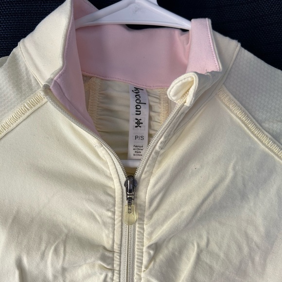 Athletic Jacket Size Small - Picture 4 of 5